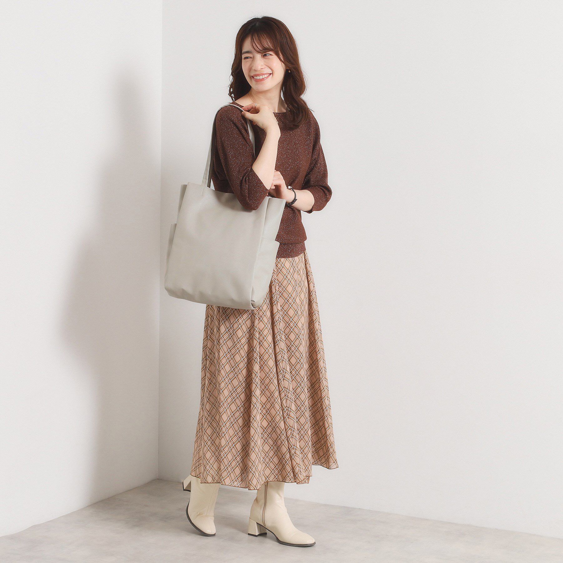 ITS&rsquo;DEMO「【A4対応／8色】収納上手になれるトート」|トートバッグ|