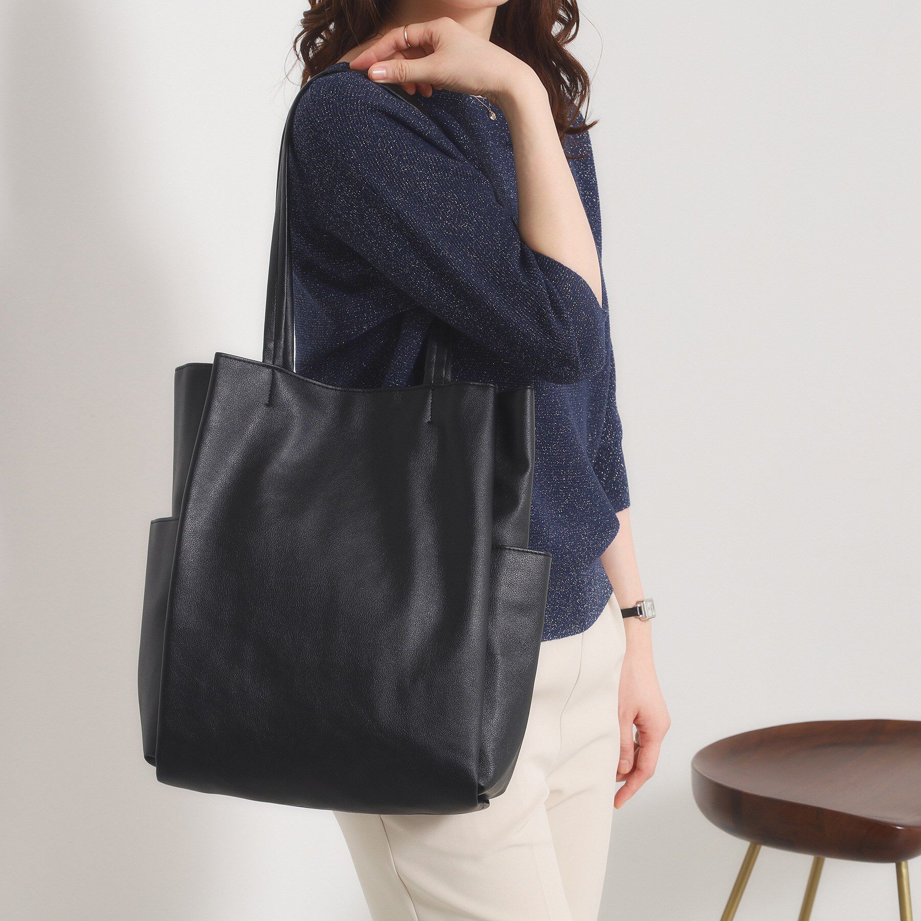 ITS&rsquo;DEMO「【A4対応／8色】収納上手になれるトート」|トートバッグ|ブラック(019)