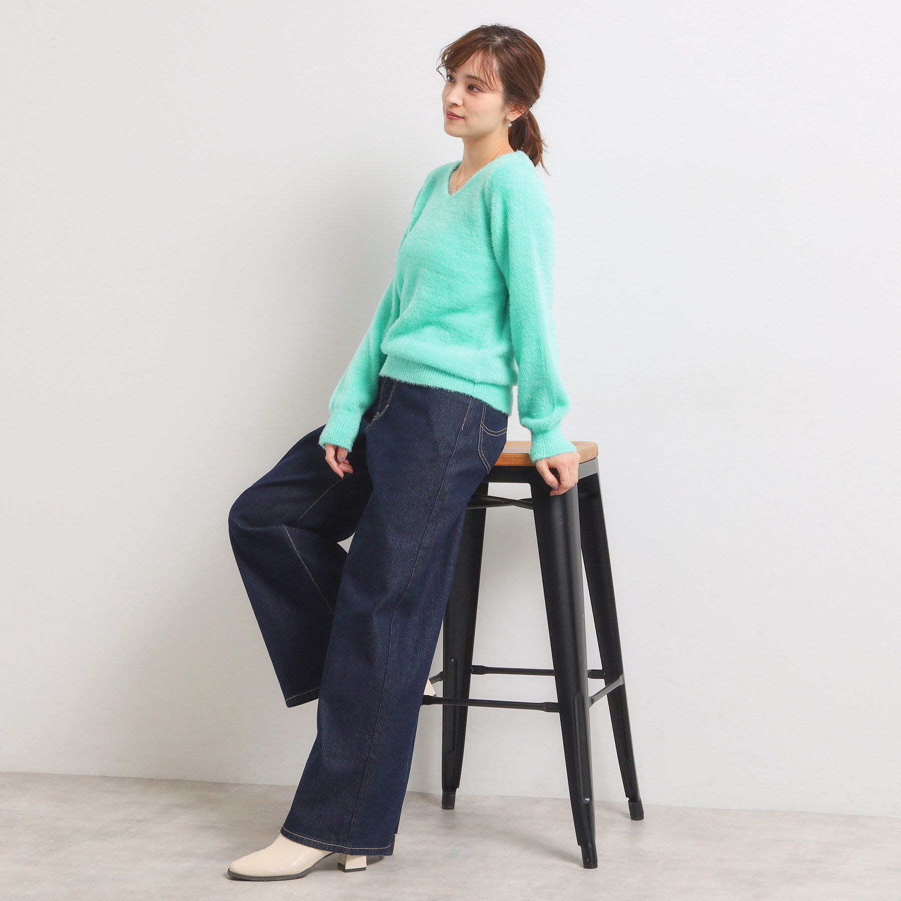 ITS&rsquo;DEMO「【手洗い可】フェザーヤーンVネックニット」|ニット・セーター|