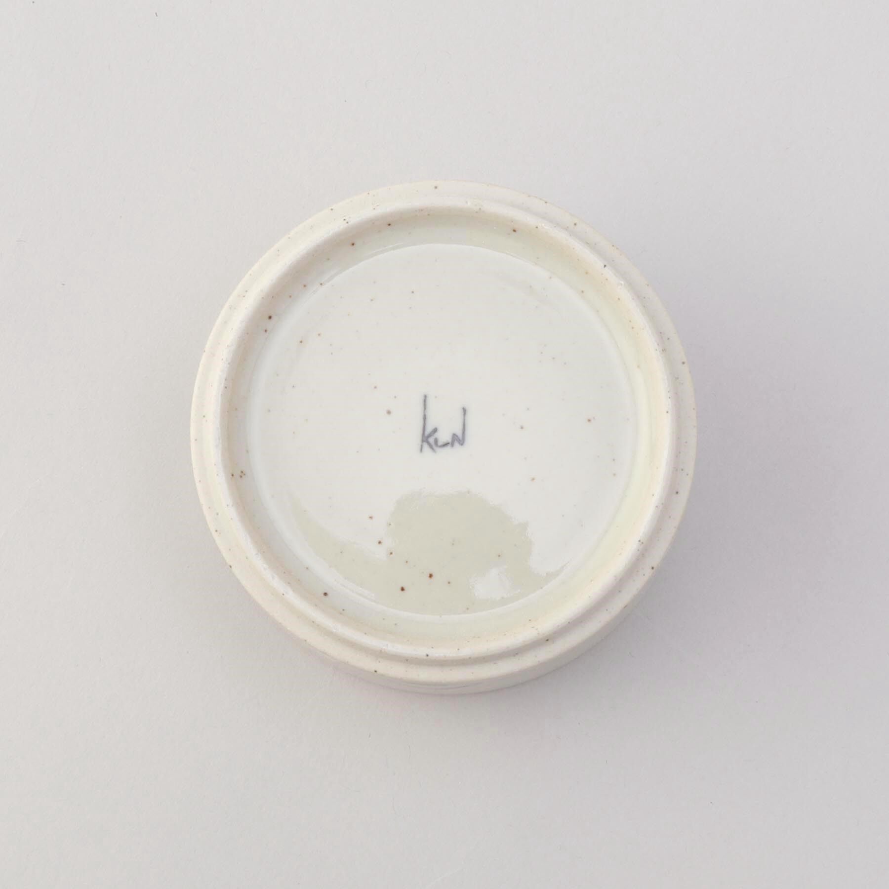 212 KITCHEN STORE「ぎゅっとおにぎりさん 小物入れ のり」|食器・キッチングッズ|