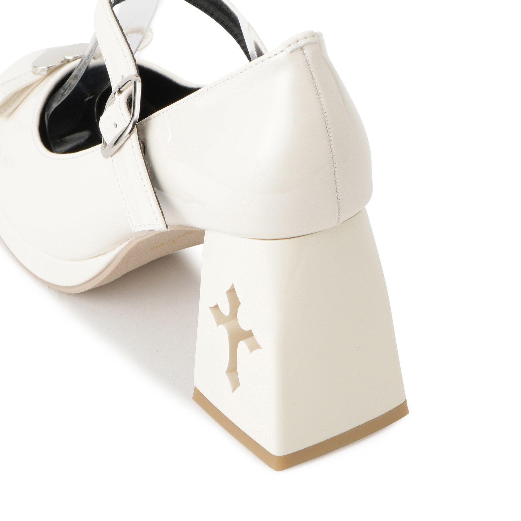 csT&P「厚底十字架くり抜きパンプス」|パンプス|