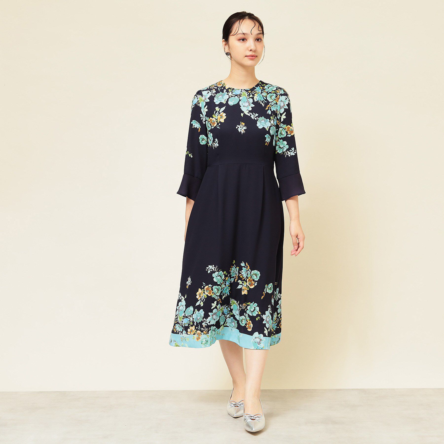 SunaUna「【co creation and yours／SS～L】花柄パネルワンピース」|ワンピース|
