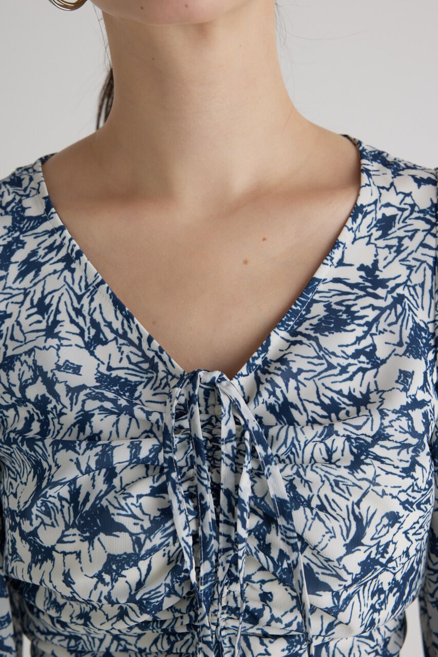 rienda「バックオープンギャザーデザイン TOP」|シャツ・ブラウス|