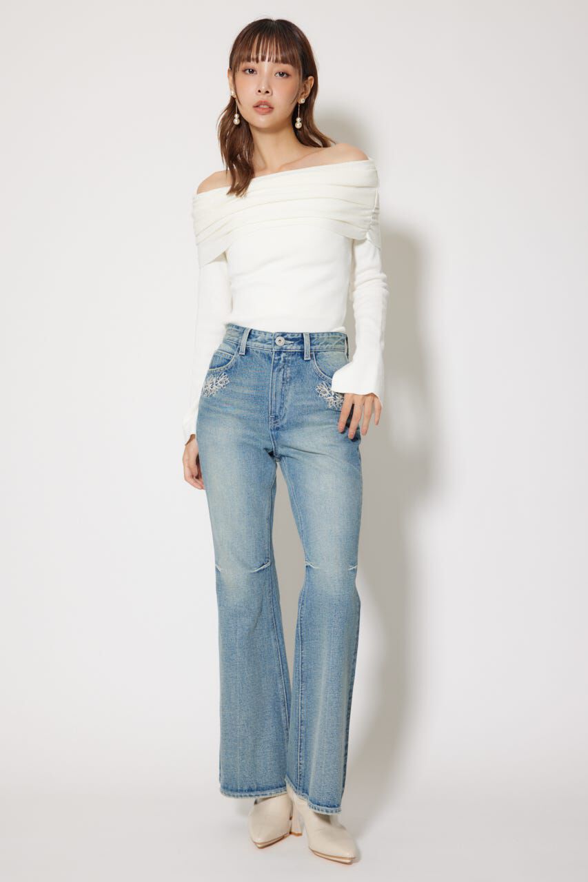 rienda「フラワー刺繍ブーツカットデニムパンツ」|デニム|