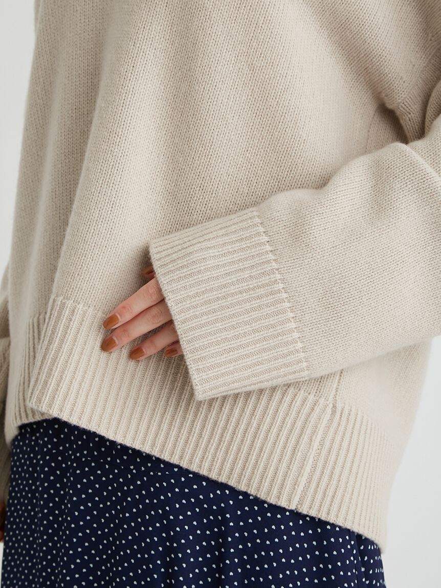 Mila Owen「Vネックハイラインウォッシャブルニット」|ニット・セーター|