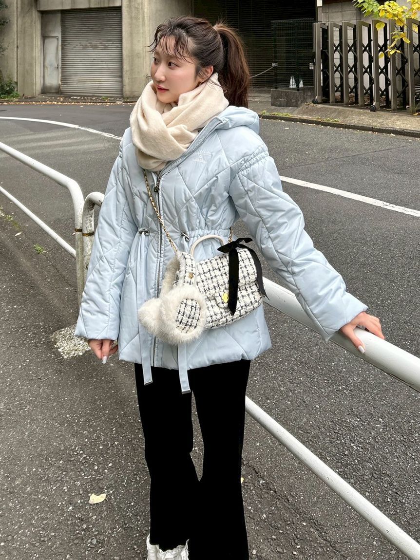 LILY BROWN「【LILY BROWN&times;MARY QUANT】デイジーチャーム付きクラシカルキルティングコート」|その他|LBLU