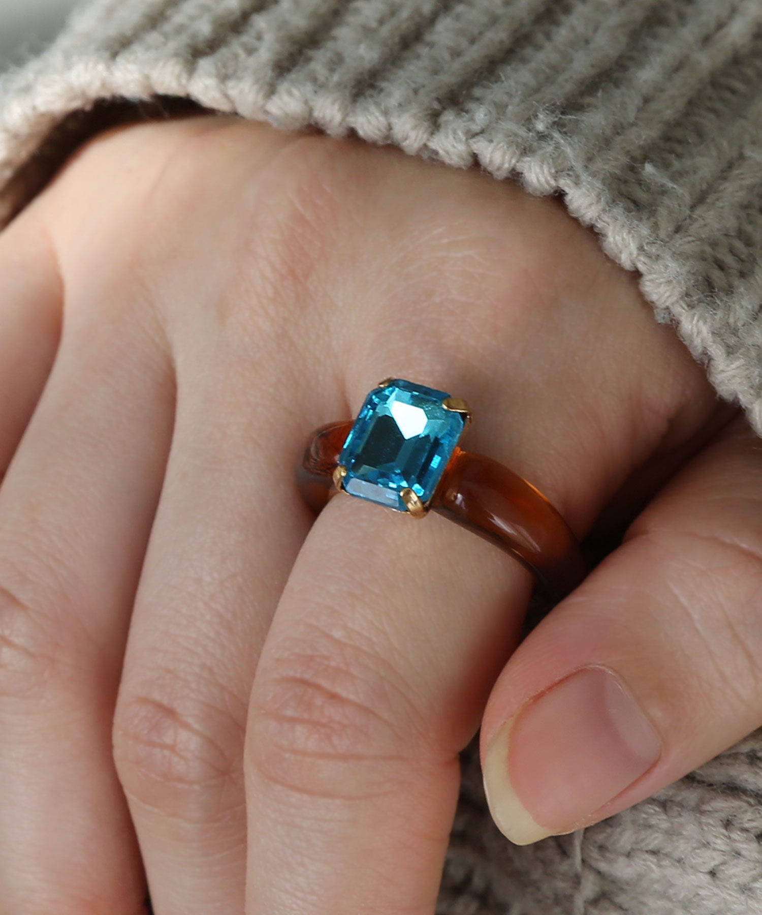 colleca la「カラフルスクエアビジューリング」|リング|