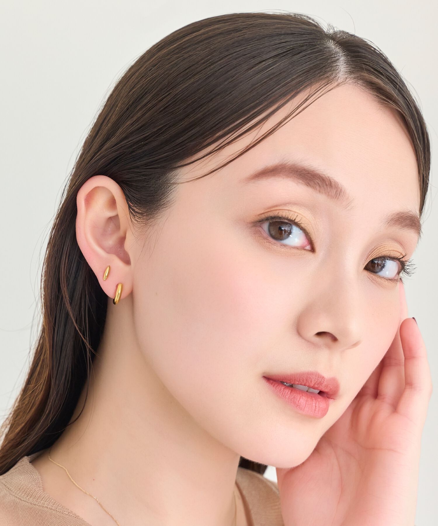 Phoebe「【金属アレルギー対応】メタルオーバルグレースピアス(片耳)　ゴールド/サージカルステンレス」|ピアス|