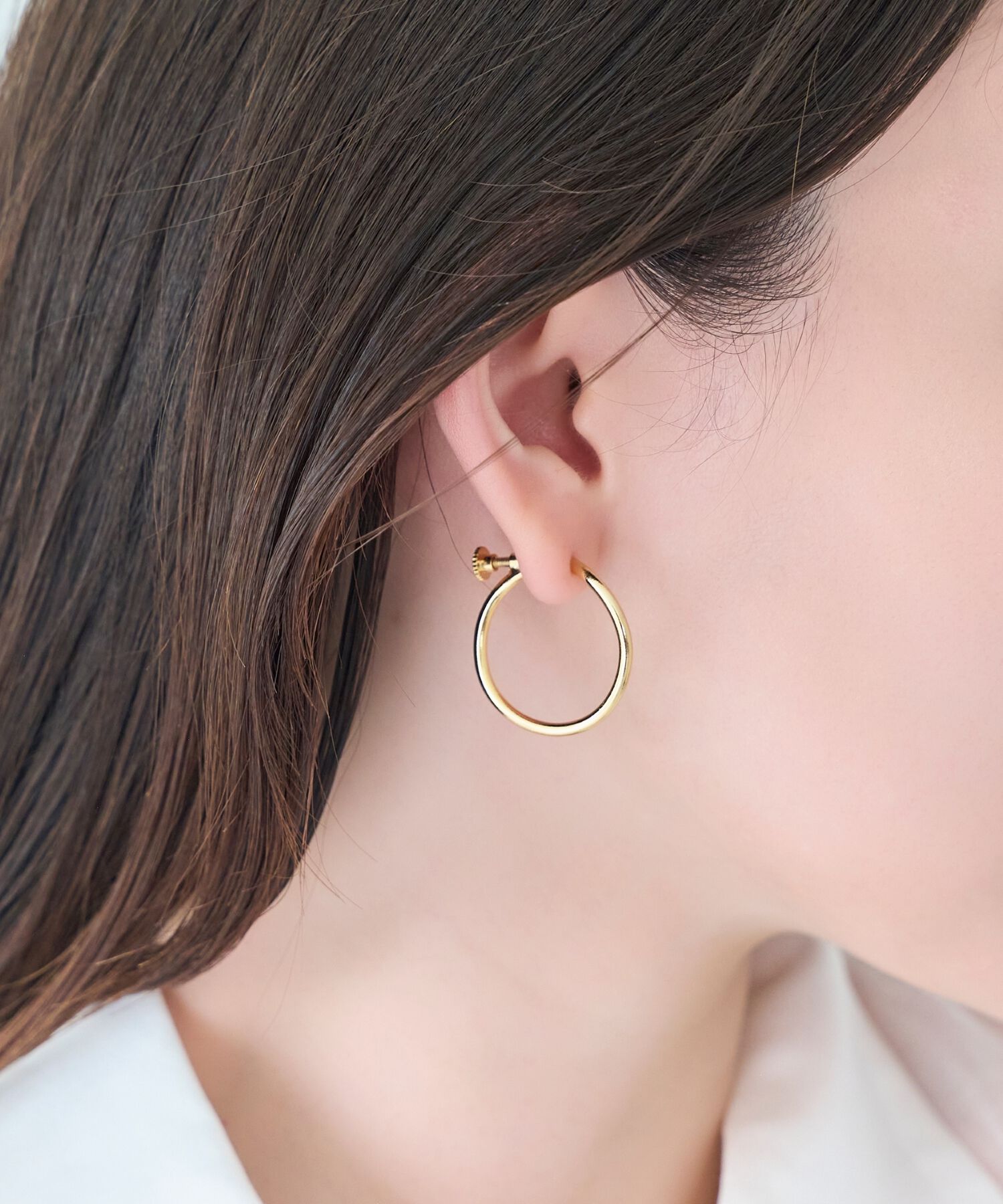 Phoebe「【金属アレルギー対応】2wayウェーブラインフープイヤリング　ゴールド/ニッケルフリー」|イヤリング|