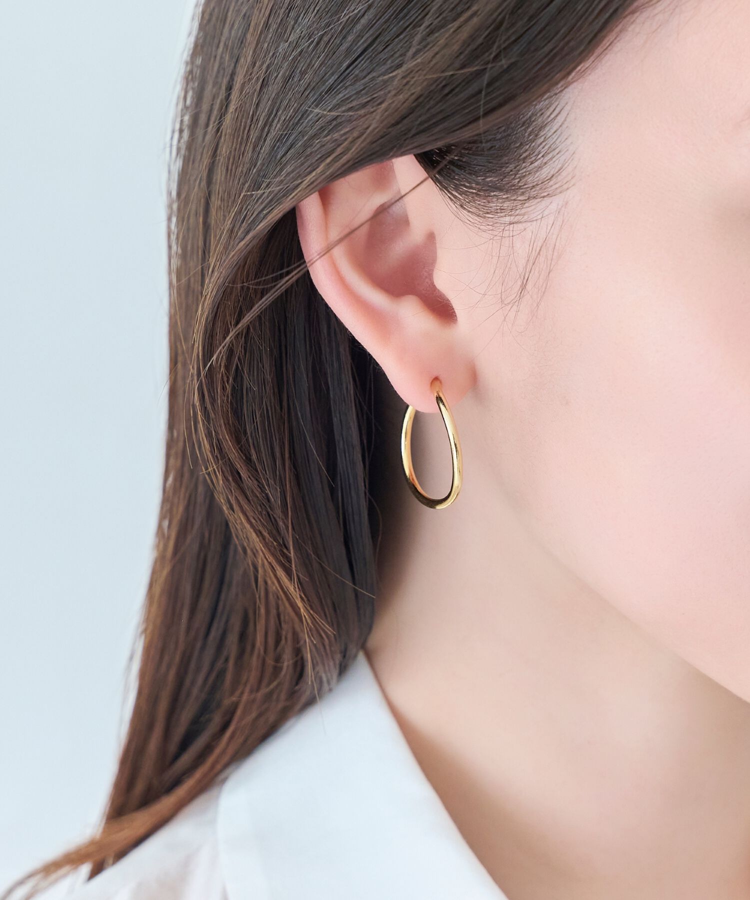 Phoebe「【金属アレルギー対応】2wayウェーブラインフープイヤリング　ゴールド/ニッケルフリー」|イヤリング|