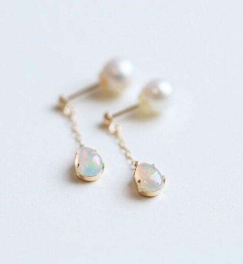  「オパール ピアス | K18 〈パールキャッチ〉」|ピアス|K18 イエローゴールド
