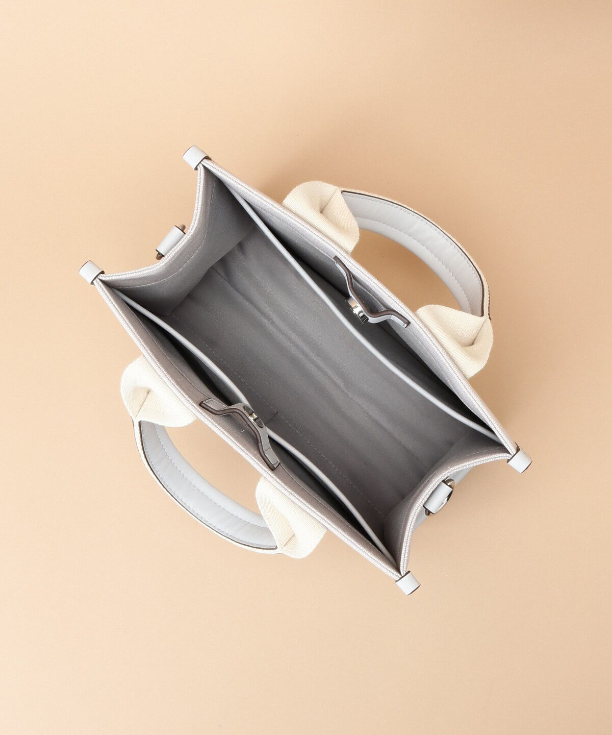 Samantha Thavasa「スクエアキャンバストート 小サイズ」|トートバッグ|