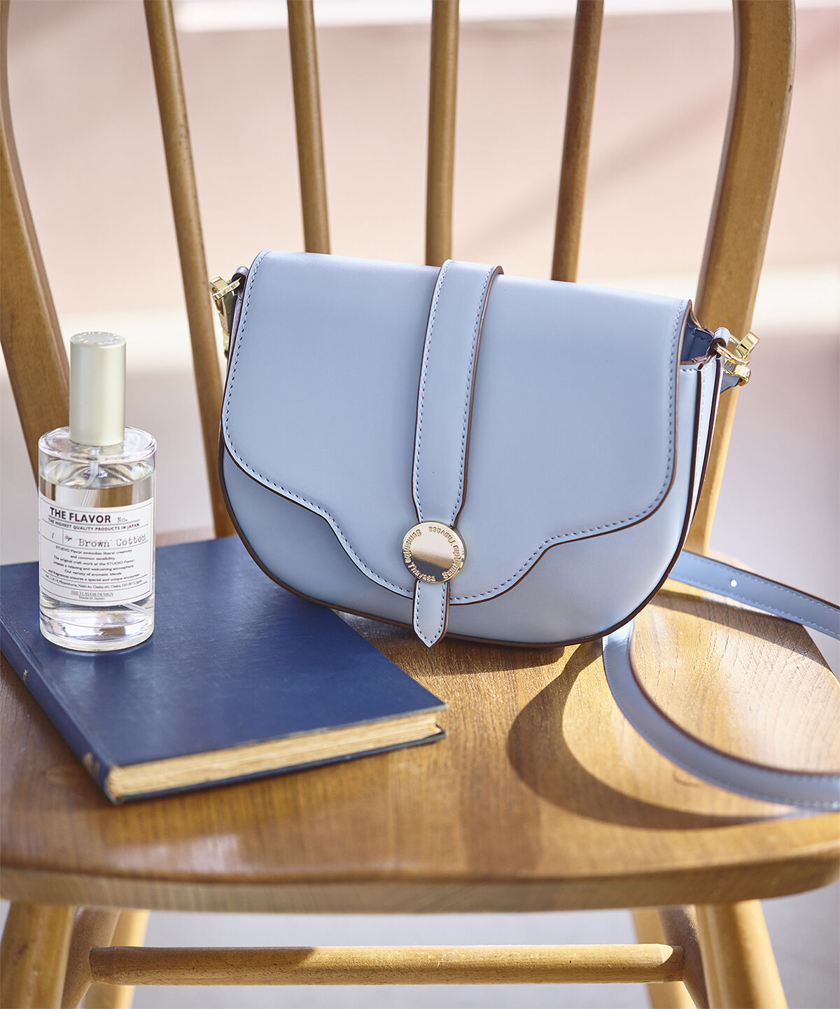 Samantha Thavasa「フラワーカット ショルダーバッグ」|ショルダー・メッセンジャー|