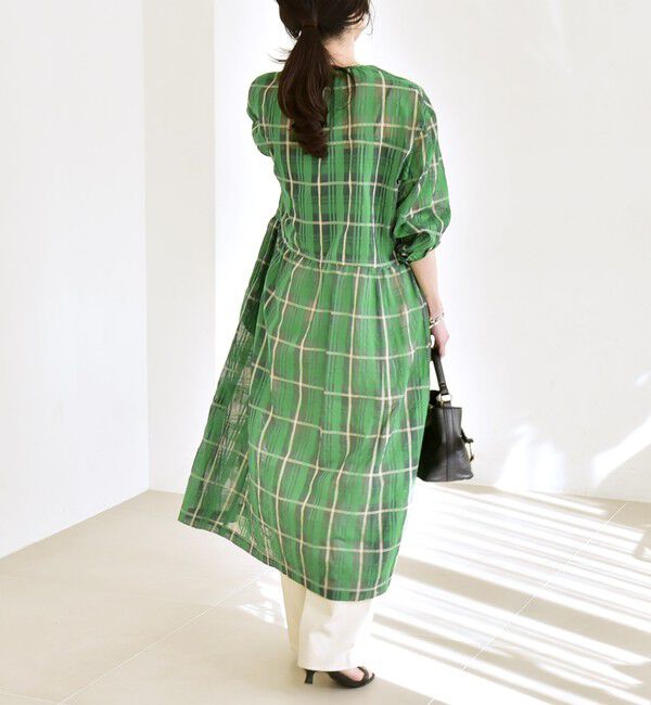 quaranciel「《予約》quaranciel:〈手洗い可能〉シアー ギャザー チェック ロング ワンピース」|ワンピース|