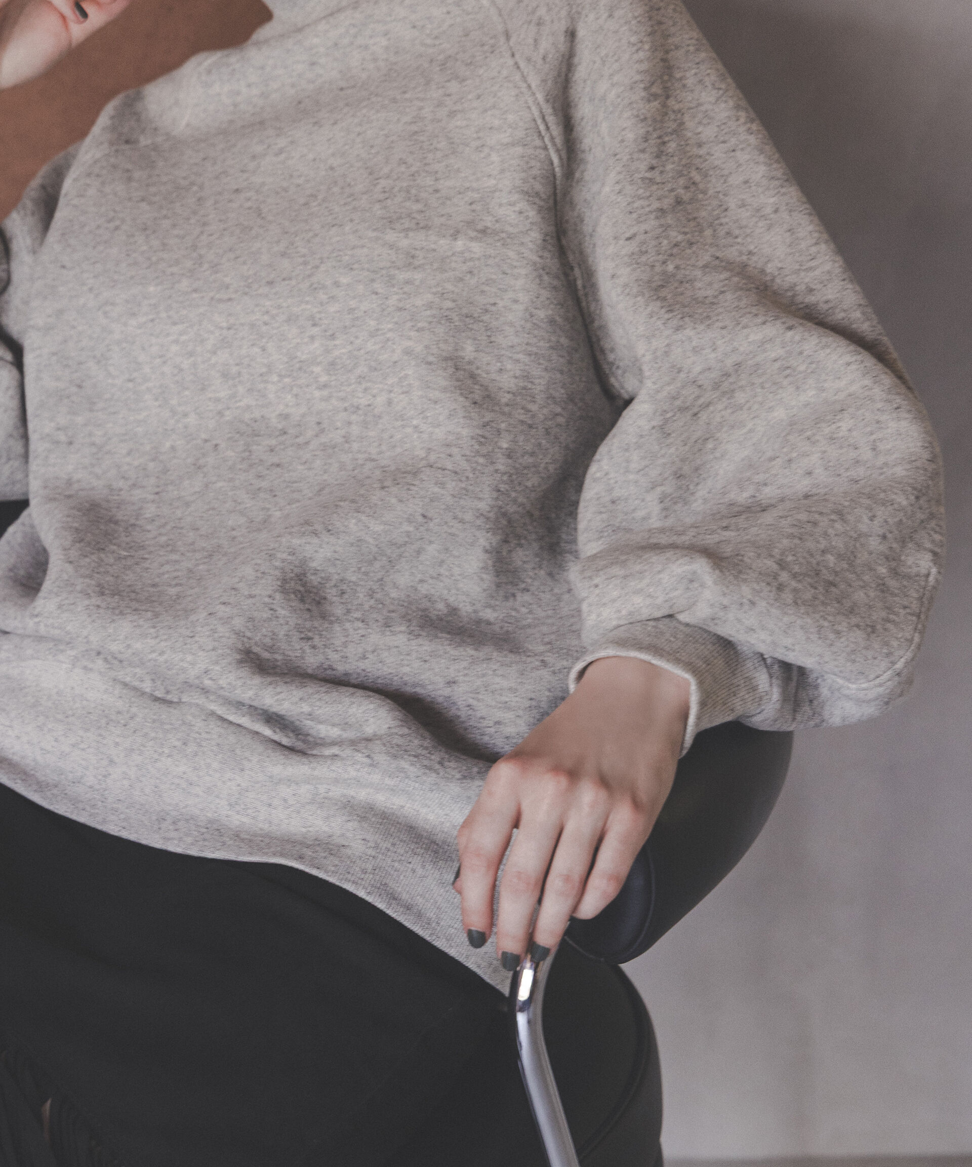  「「STEVELOUR」フラッフィースタンドプルオーバー」|スウェット・ジャージ|