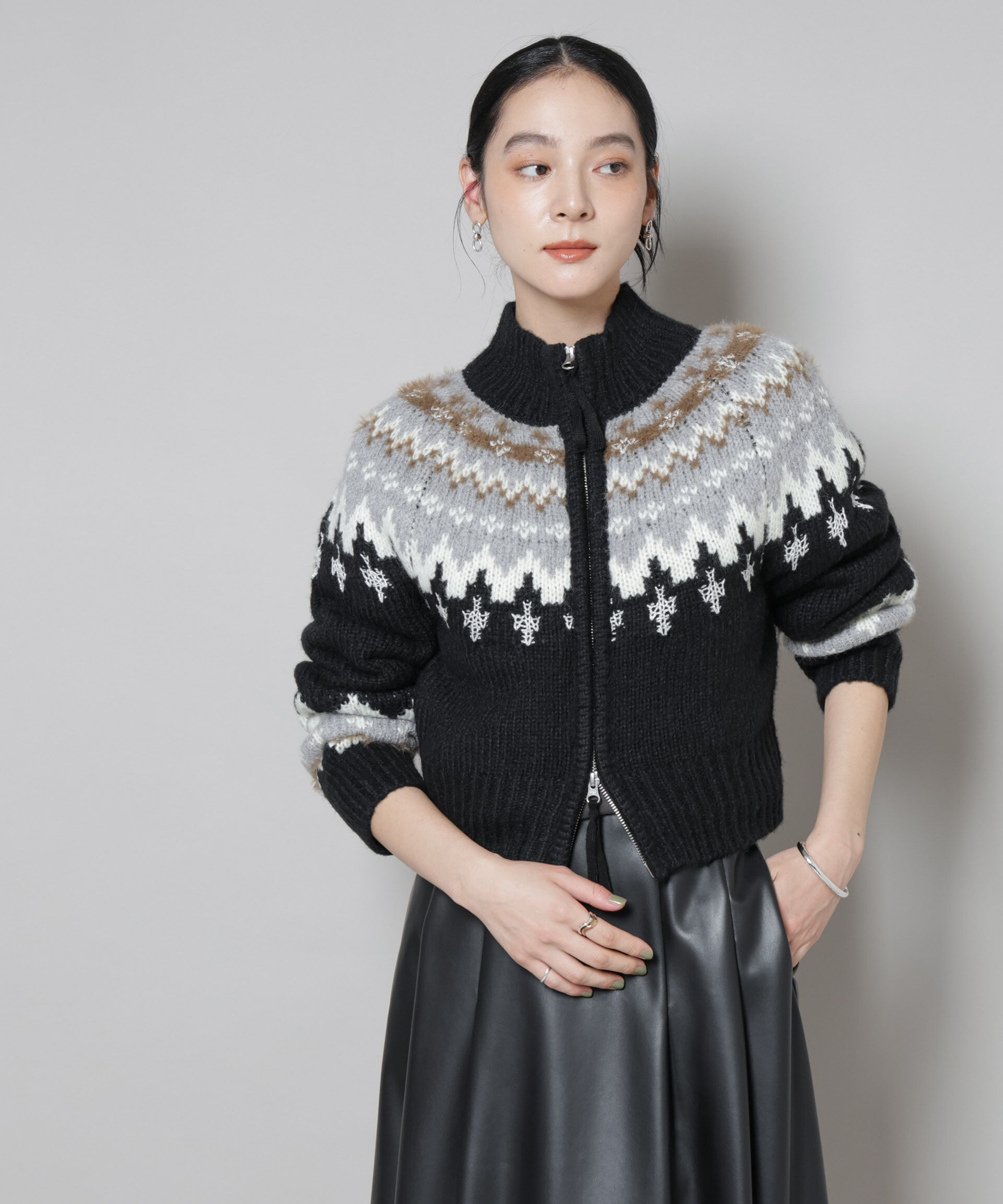 nano･universe「求心ショートzipカーディガン」|ニット・セーター|