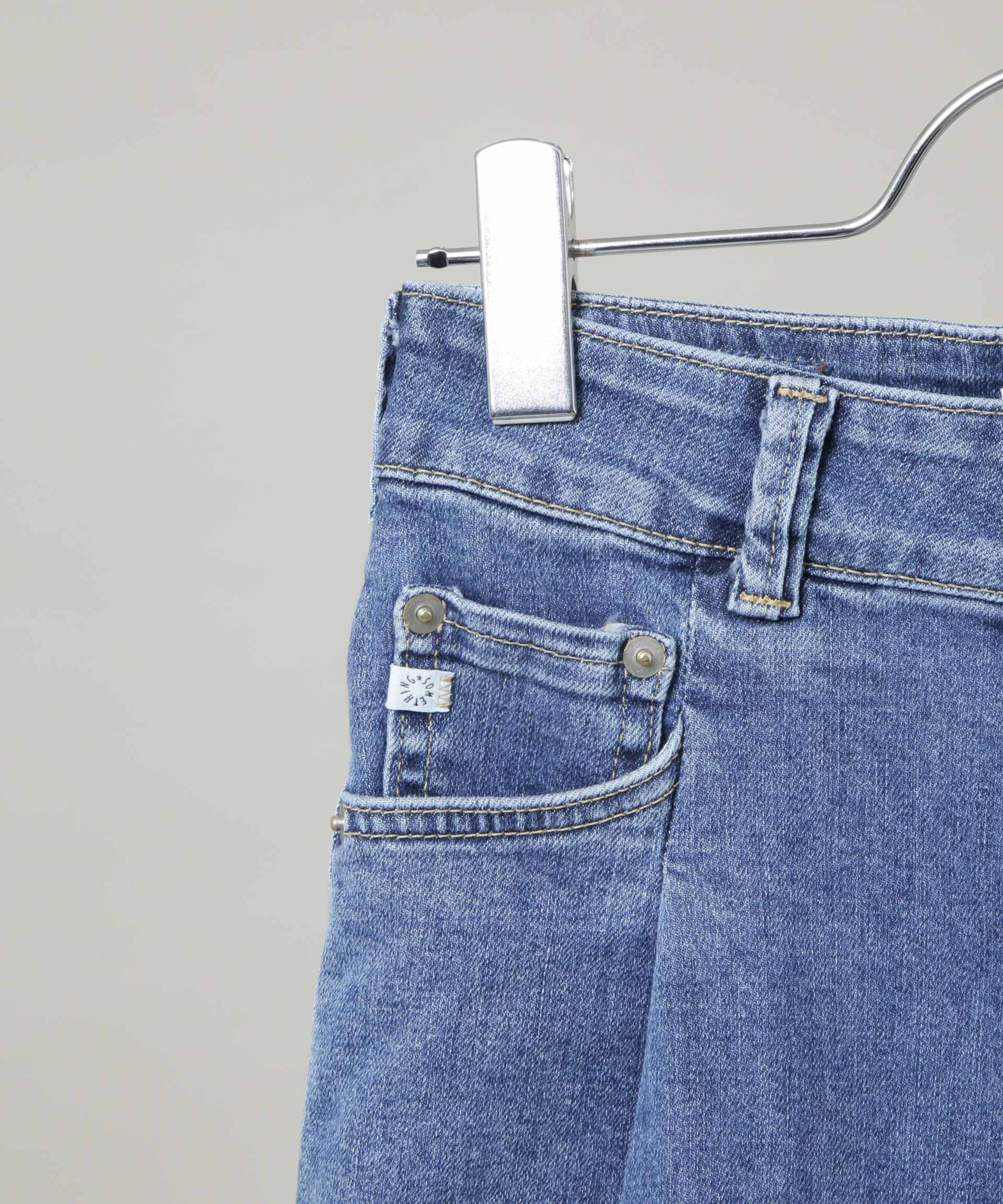 nano･universe「SOMETHING/HANA TUCK CURVE TAPERED」|チノ|