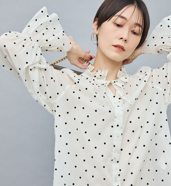 NOLLEY'S sophi「ドットフロッキーフリルネックブラウス」|シャツ・ブラウス|