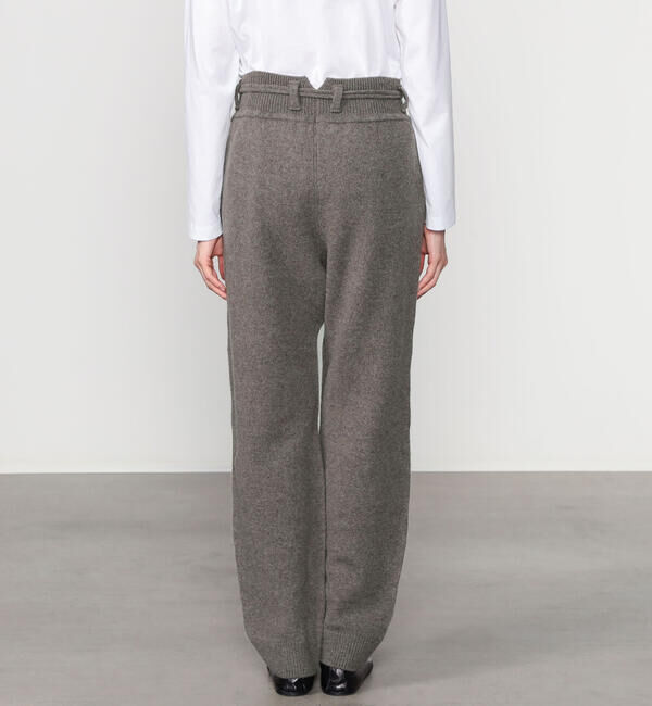  「UNFIL | ラムズウール ベルテッドニットパンツ WOMEN」|チノ|