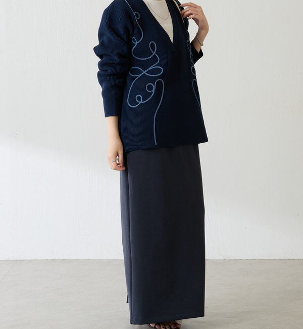  「コード刺繍深Vニット」|ニット・セーター|