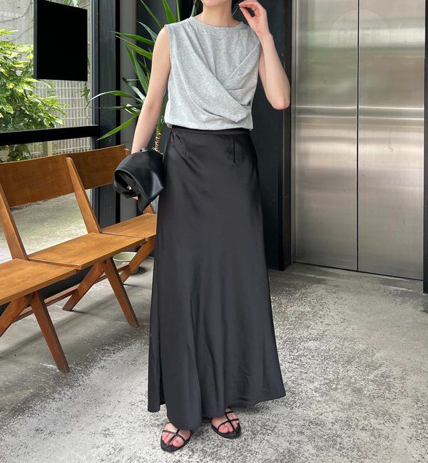  「【高見え素材/ウエスト周りカバー】ツイストドレープTシャツ」|Tシャツ・カットソー|