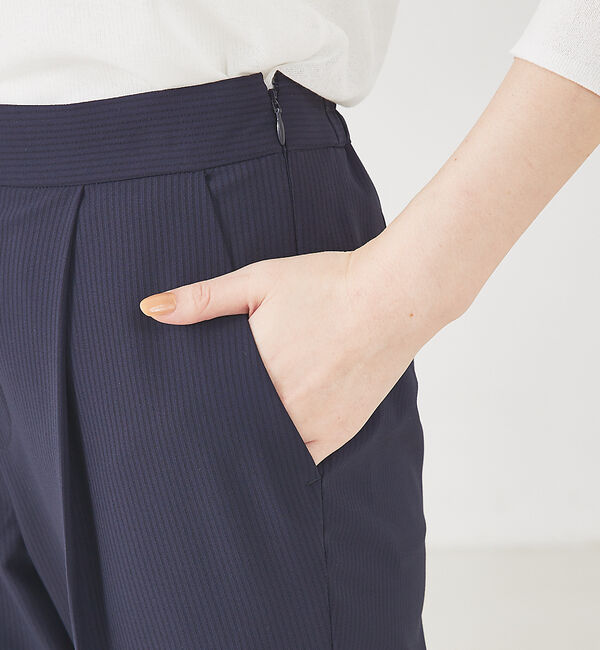 qualite「サッカーストライプタックテーパードパンツ」|その他|