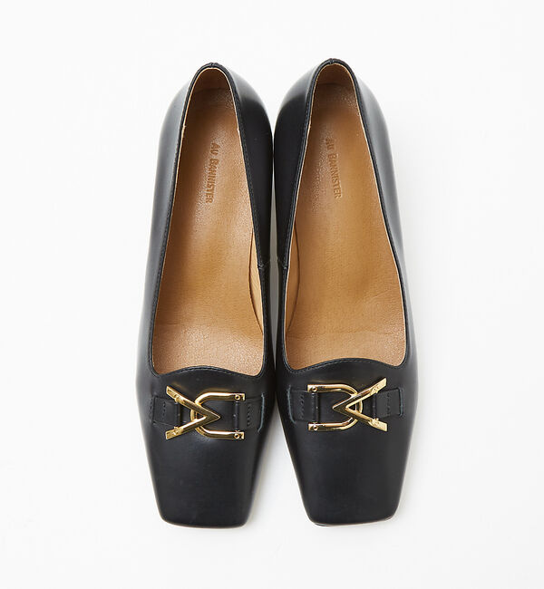 AU BANNISTER「【アイコニックシリーズ】甲深パンプス」|パンプス|