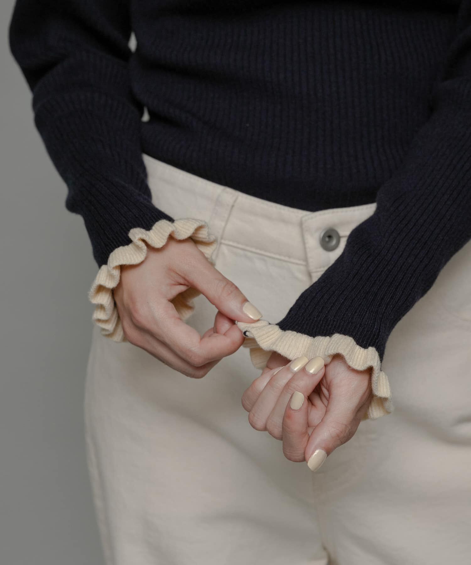 Sonny Label 「袖口フリルクルーネックプルオーバー」|ニット・セーター|