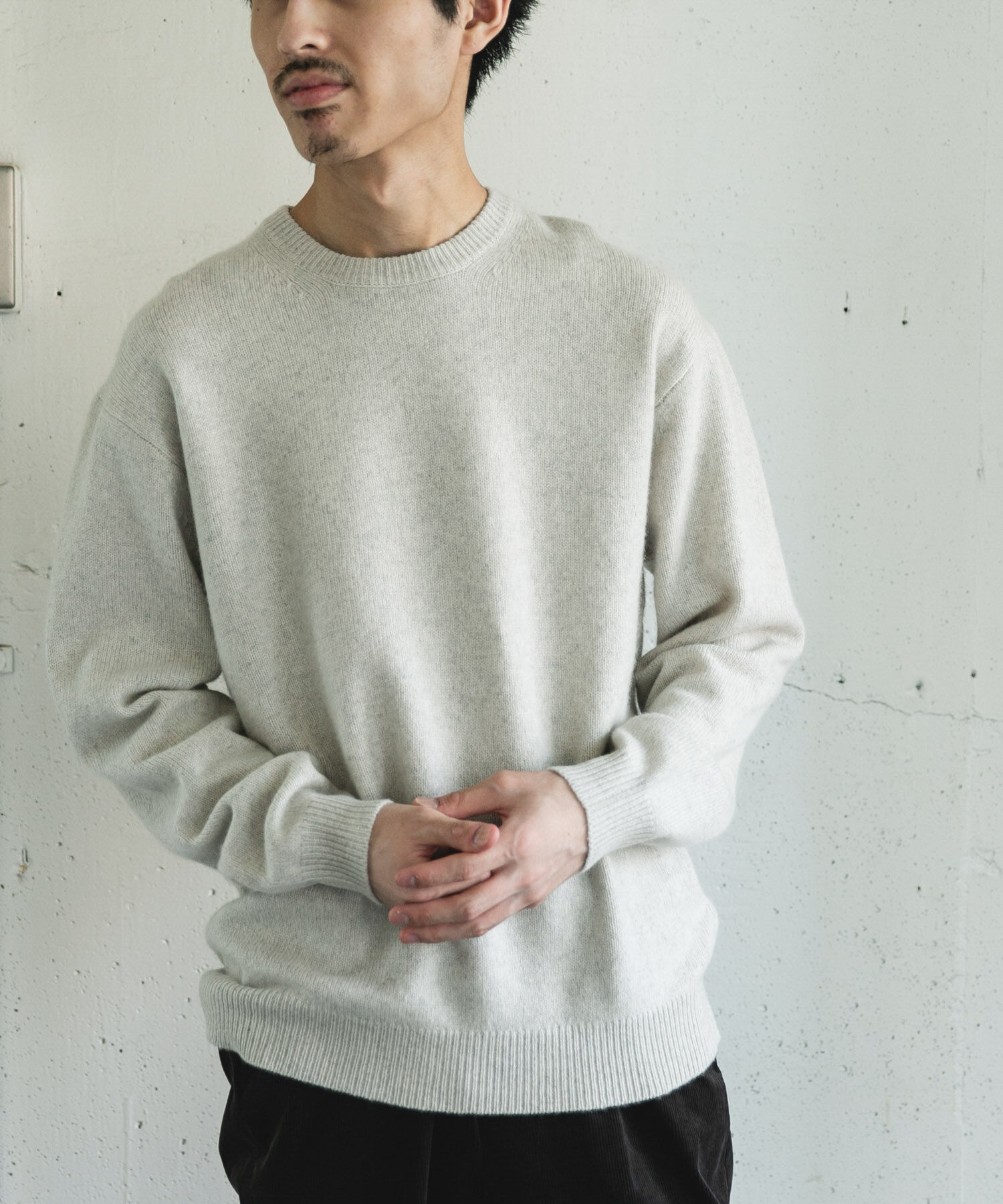 URBAN RESEARCH DOORS「ハミルトンウールクルーネックニット」|ニット・セーター|