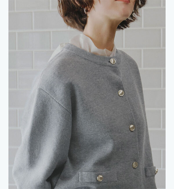 titivate「ゴールド釦ニットカーディガン」|ニット・セーター|