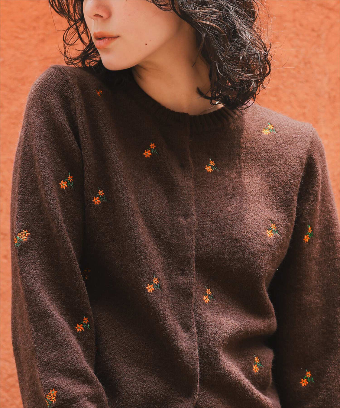 titivate「アルパカタッチフラワー刺繍カーディガン」|ニット・セーター|