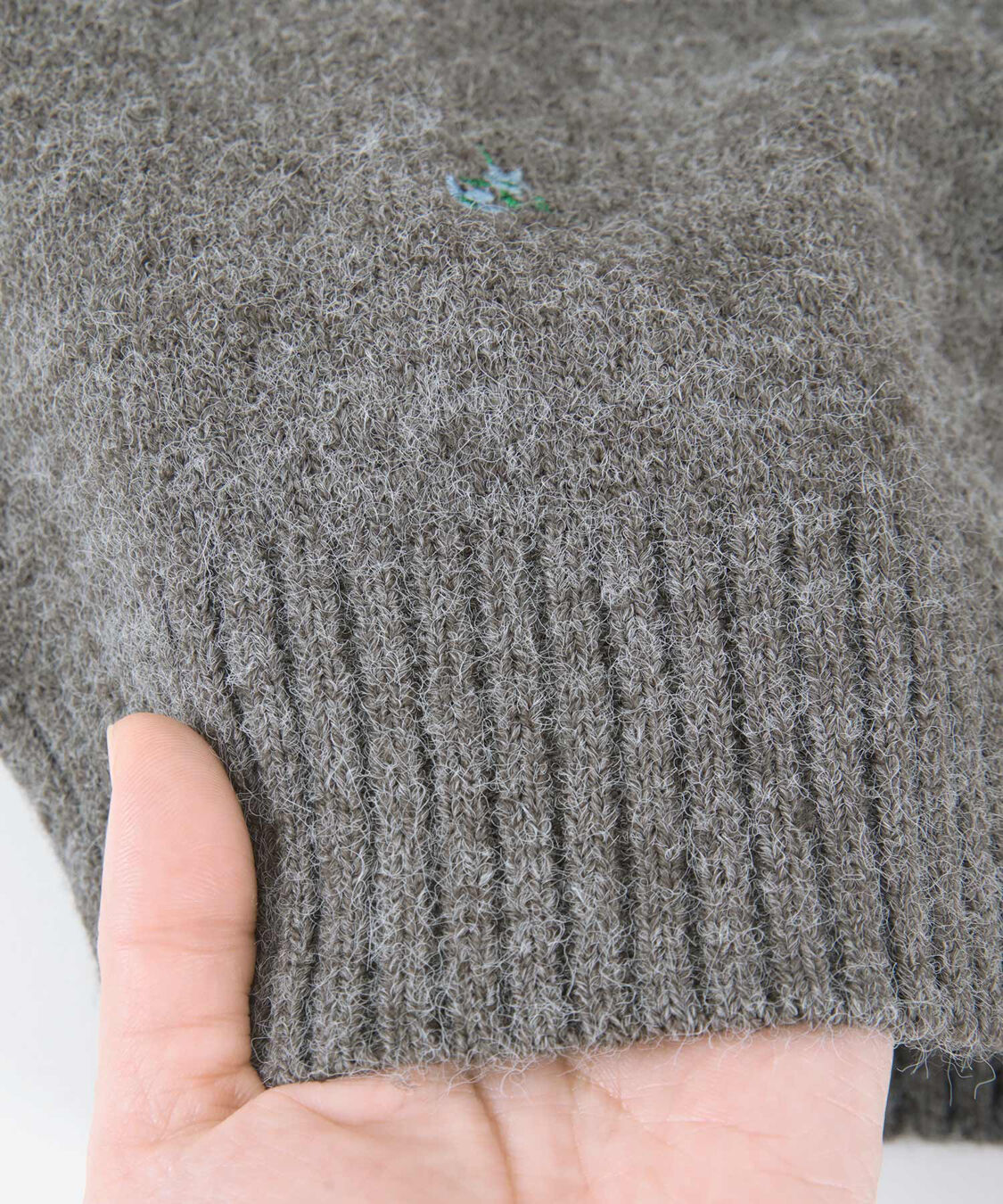 titivate「アルパカタッチフラワー刺繍カーディガン」|ニット・セーター|