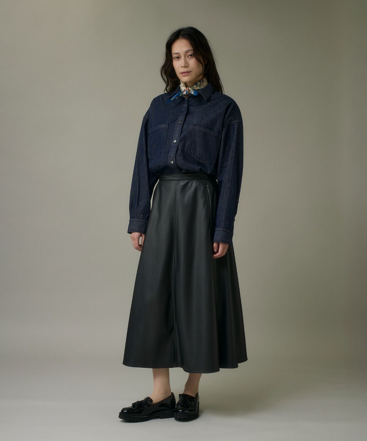 I.T.'S international「オーバーサイズ反応染デニムシャツ」|シャツ・ブラウス|