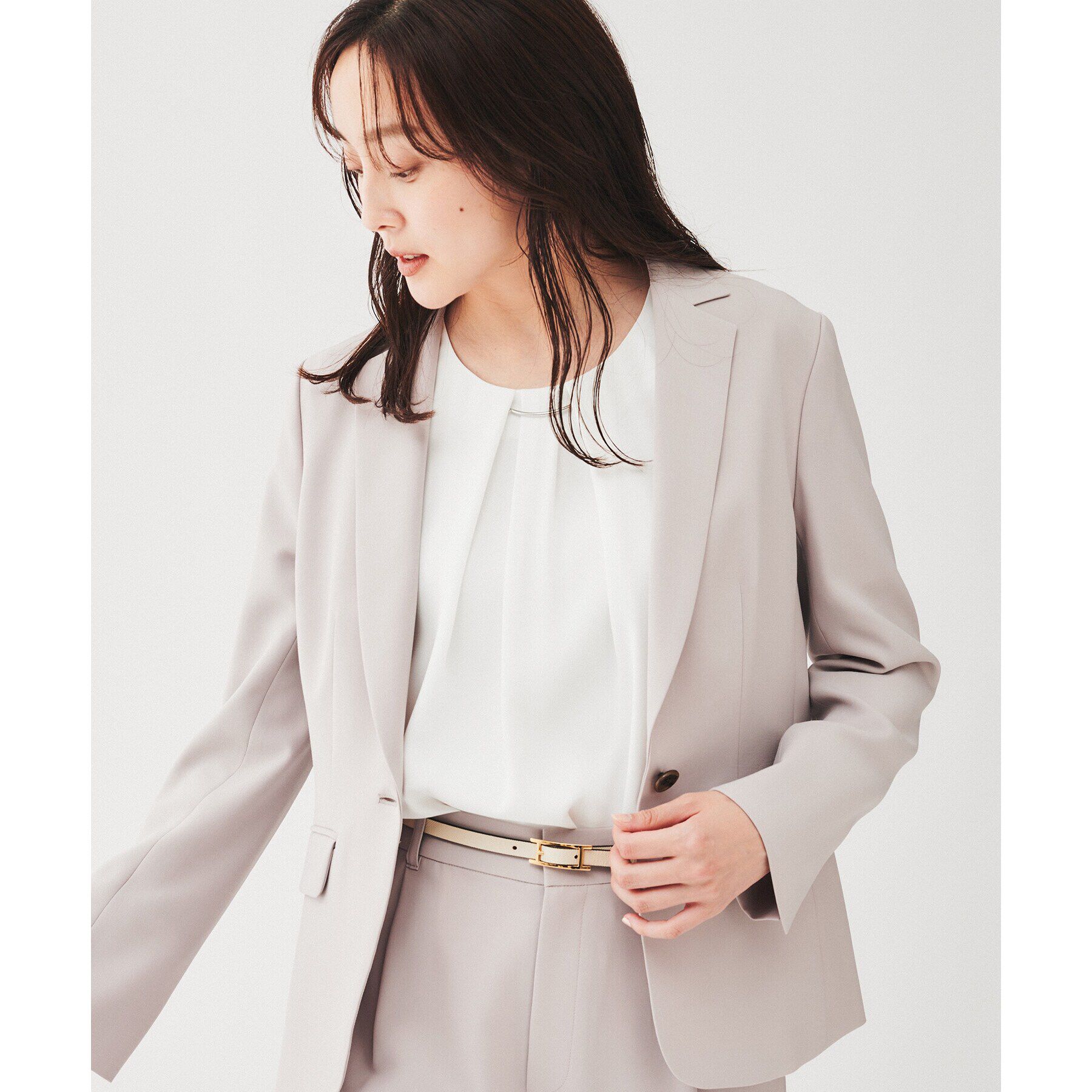 UNTITLED「【通勤スーツ／入卒/セレモニー】ライトウェイト テーラードジャケット」|テーラードジャケット|ベージュ(052)
