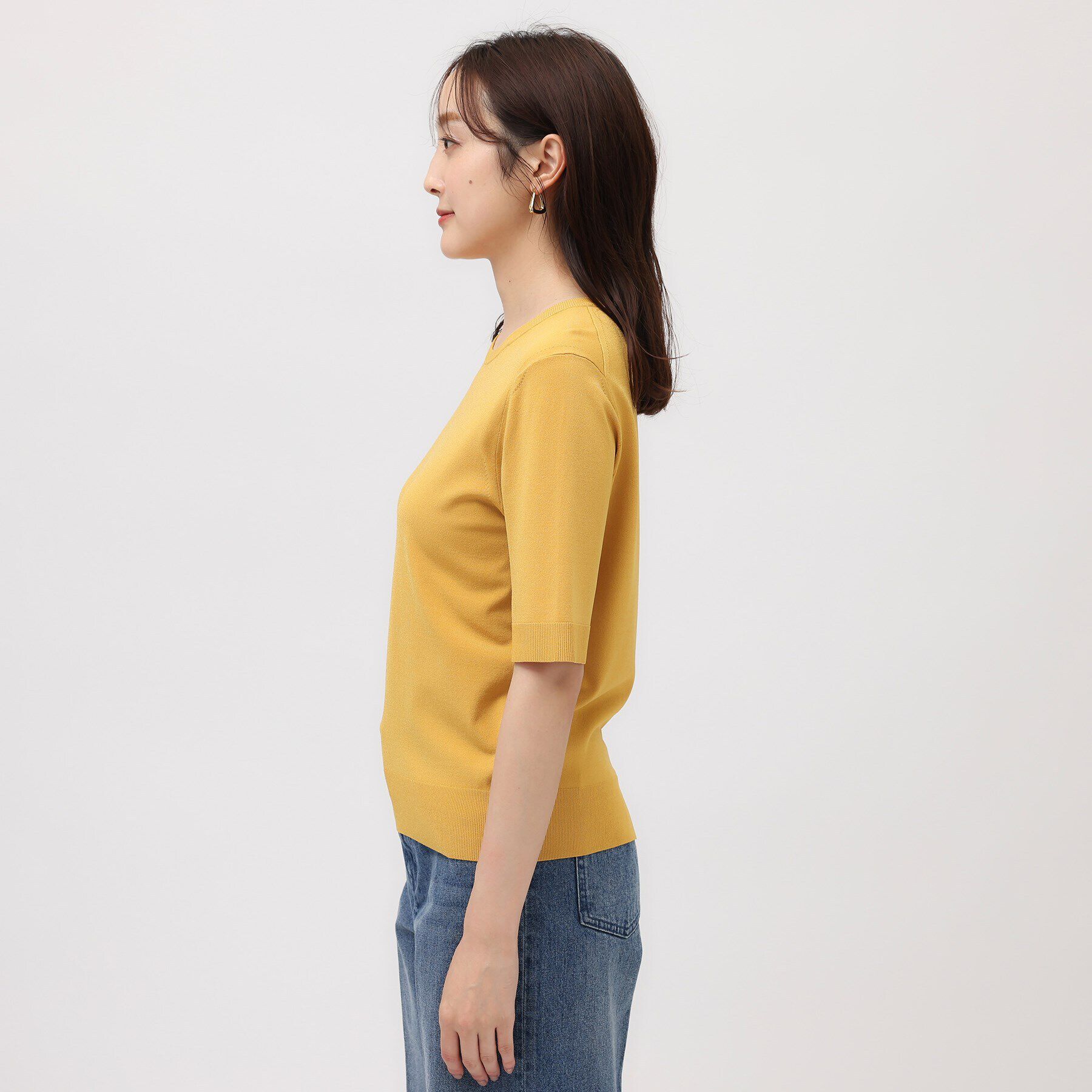 UNTITLED「【サラッと薄手素材/アンサンブル可能】レーヨンストレッチ クルーネックニット」|ニット・セーター|