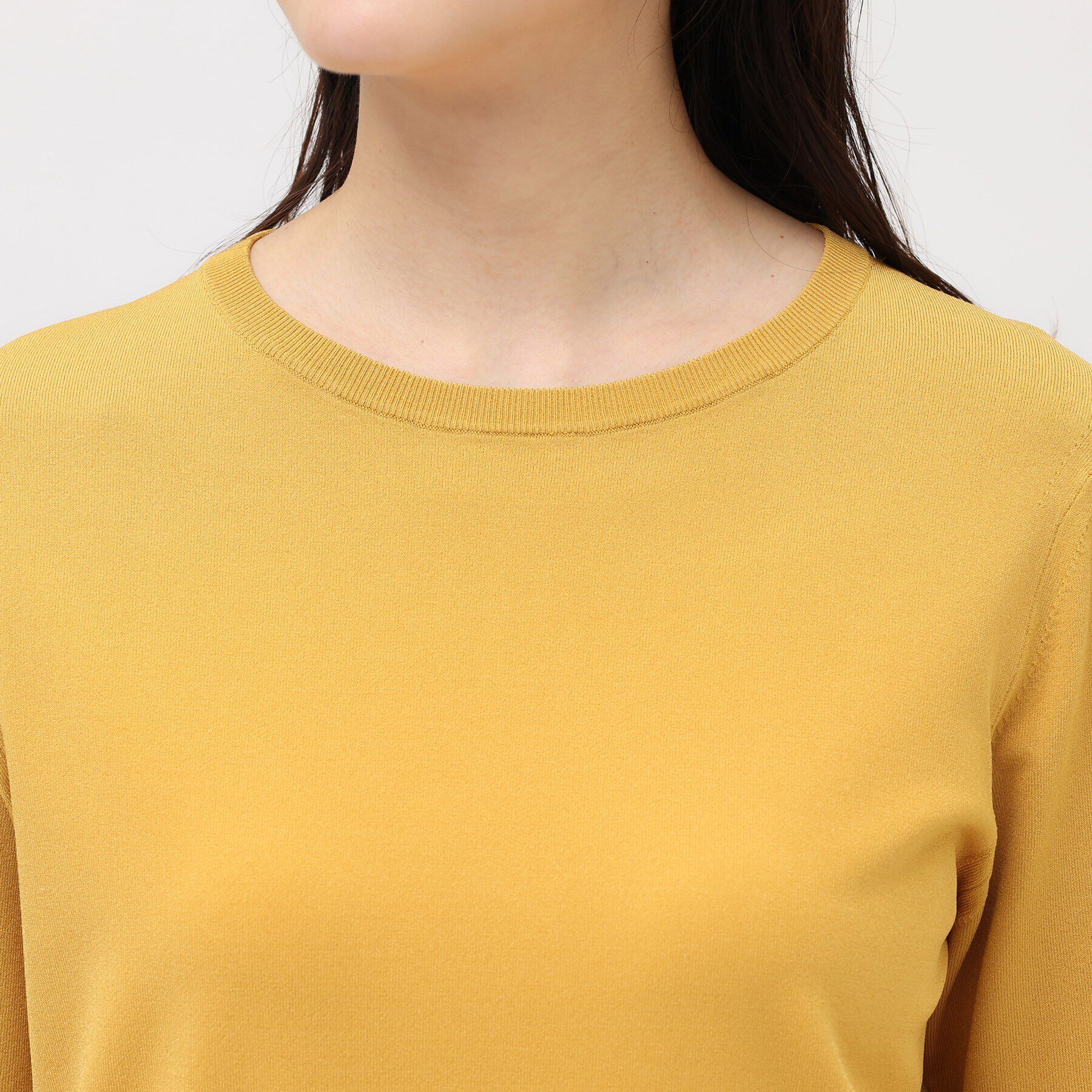 UNTITLED「【サラッと薄手素材/アンサンブル可能】レーヨンストレッチ クルーネックニット」|ニット・セーター|