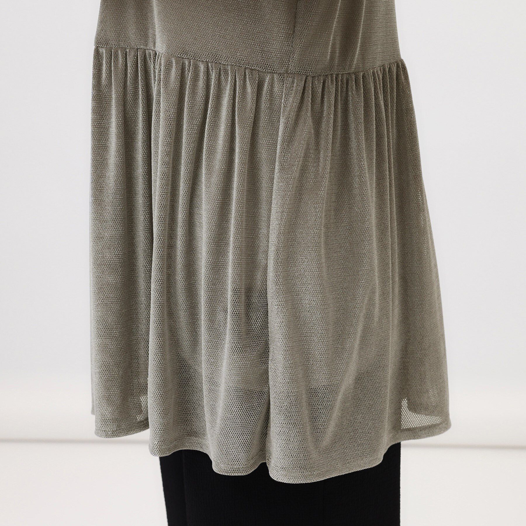 UNTITLED「【透け感/キャミ付】シアーベロア ペプラムブラウス」|シャツ・ブラウス|