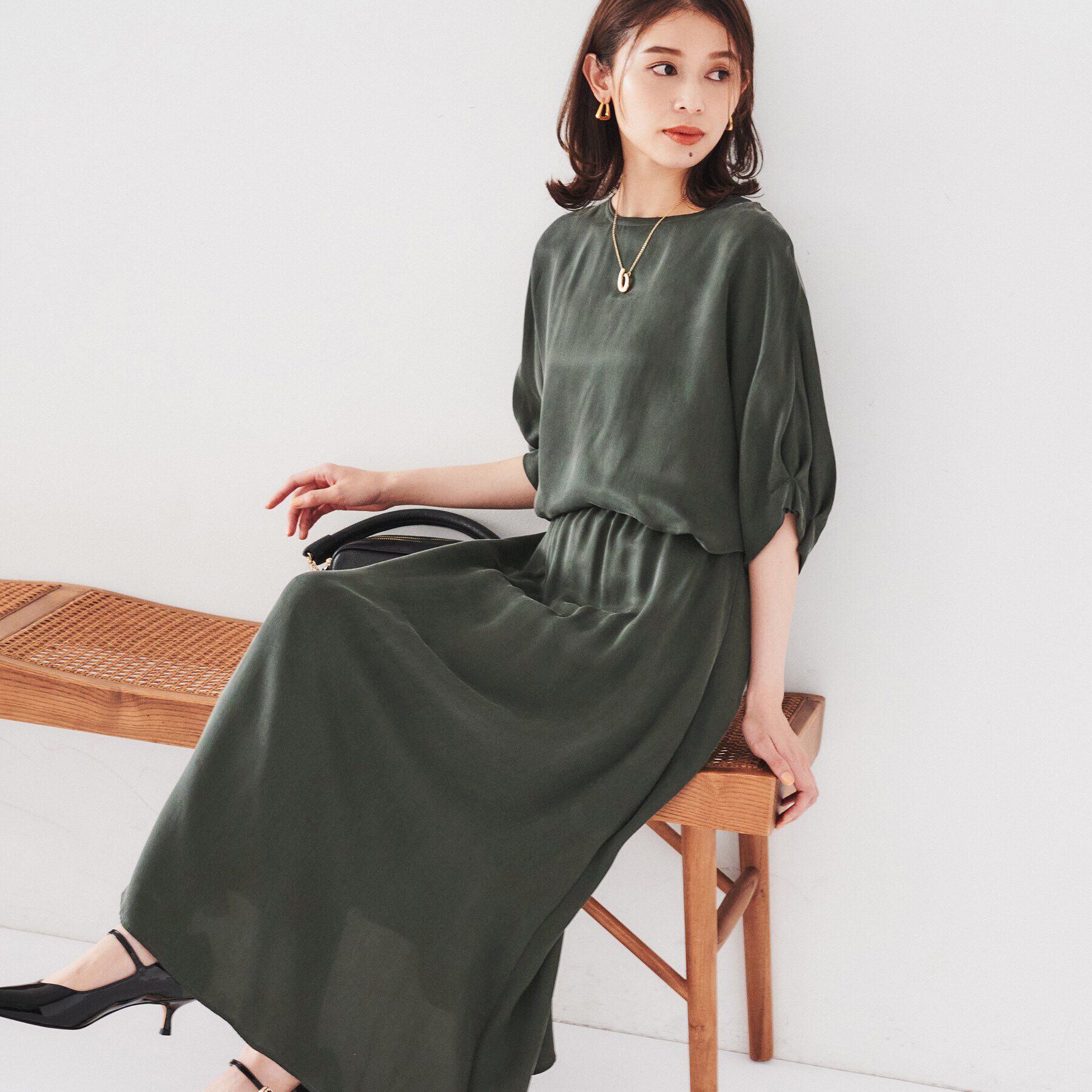 UNTITLED「【セットアップ可/ウエストゴム/パウダータッチ】シルキーキュプラ ロングスカート」|スカート|