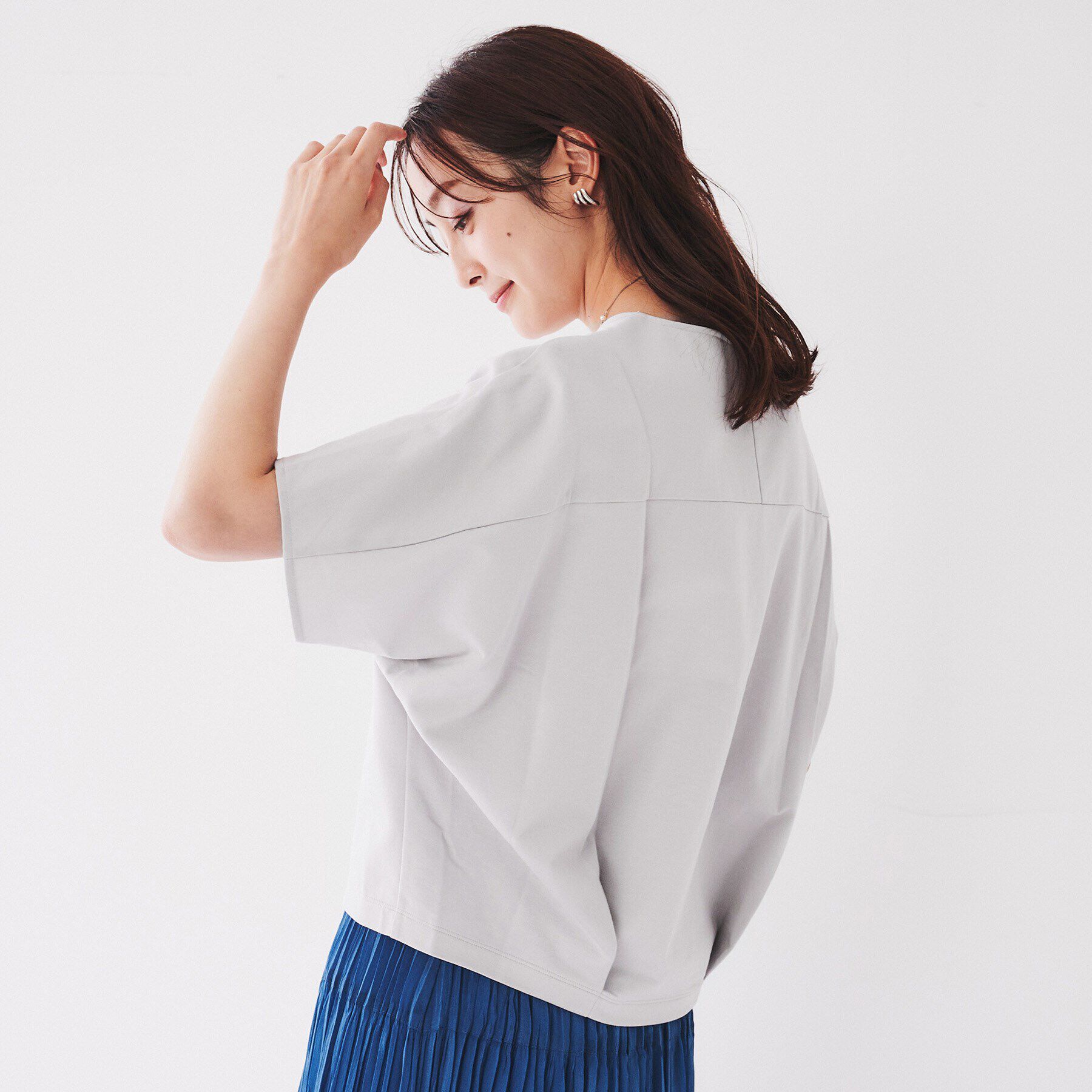 UNTITLED「【オシャレに体型カバー】ミニ裏毛ハイゲージカットソー」|Tシャツ・カットソー|