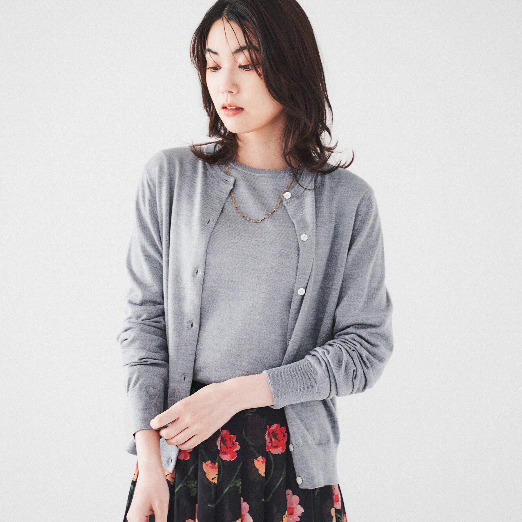 UNTITLED「ウール クルーネックニットカーディガン」|カーディガン|