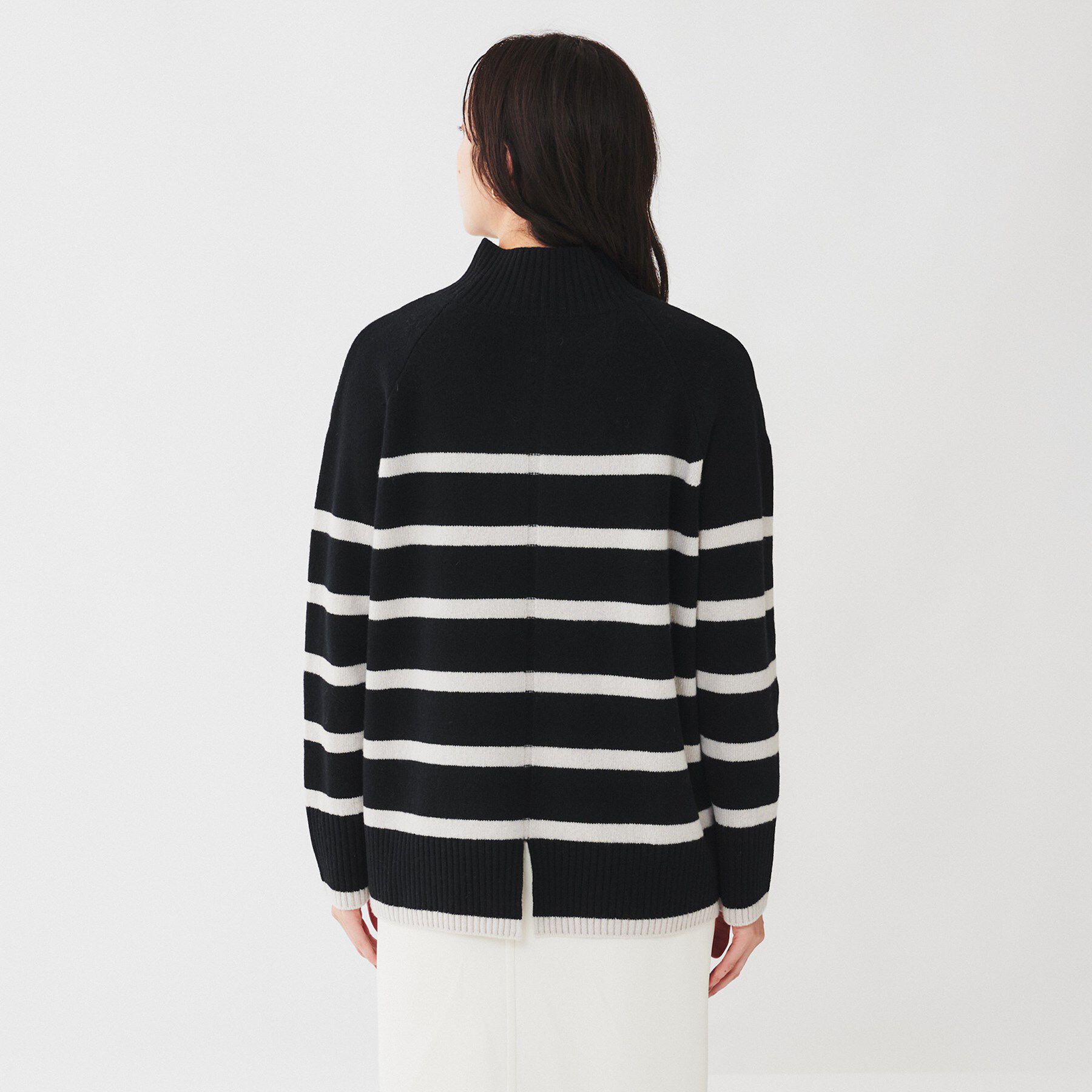 UNTITLED「ラムウールカシミヤ ボトルネックプルオーバーニット」|ニット・セーター|