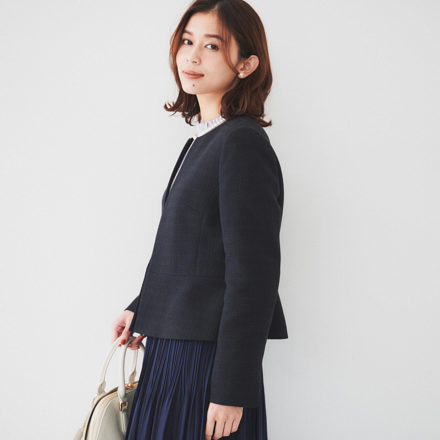 UNTITLED「【通勤】ツイード ペプラムジャケット」|ノーカラージャケット|