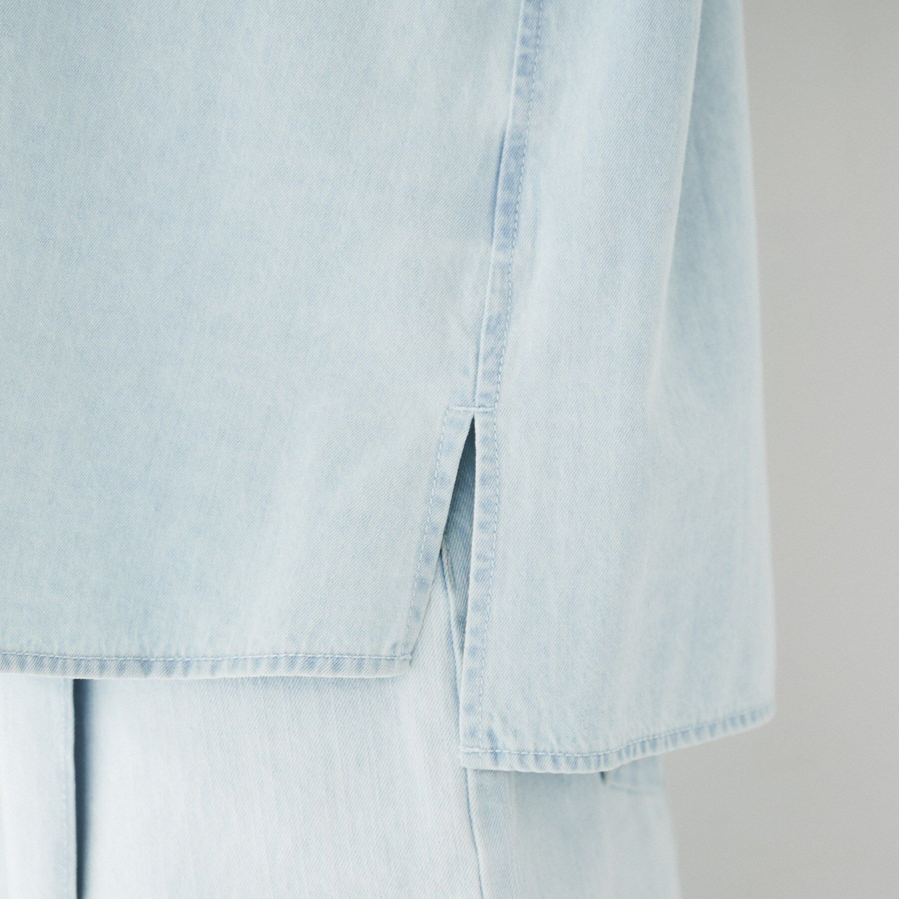 UNTITLED「ボウタイ付きデニムシャツ」|シャツ・ブラウス|