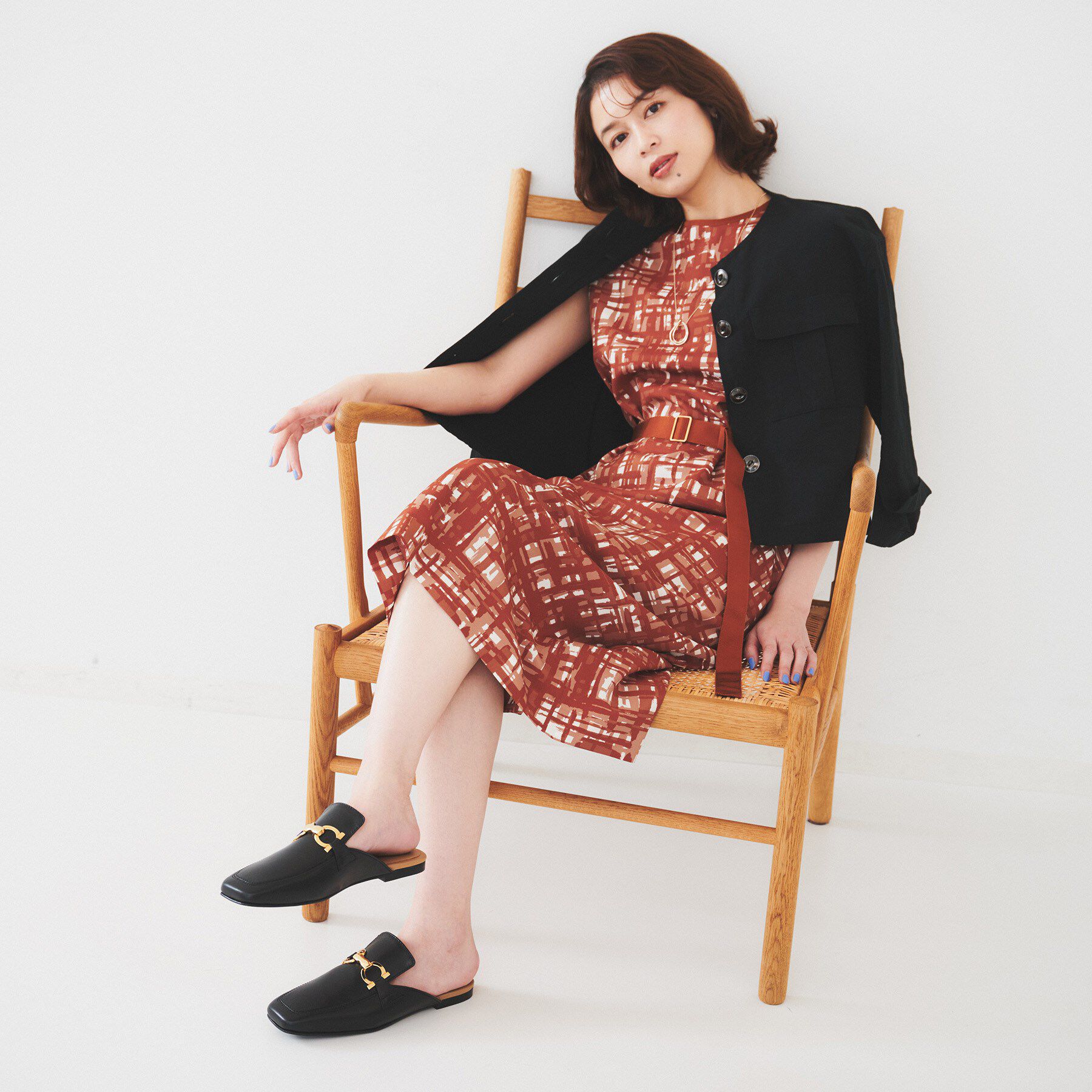 UNTITLED「【CAMINAND】スクエアトゥ ローファー型ミュール」|サンダル|