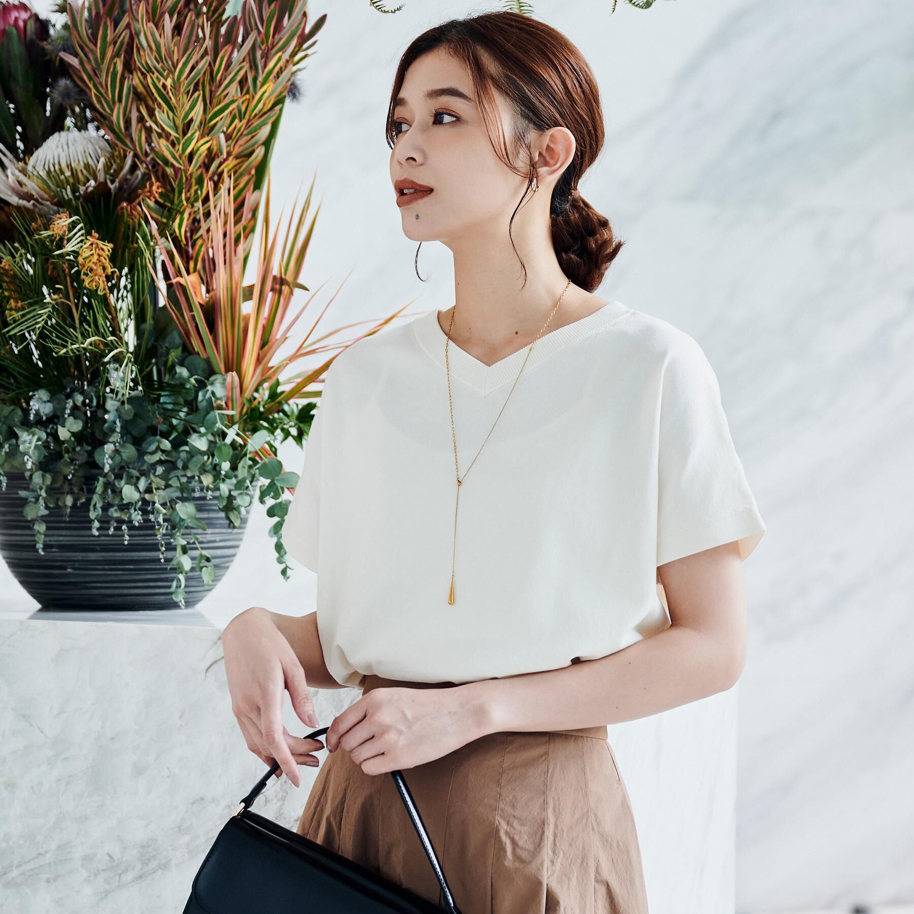 UNTITLED「【洗える/前後2WAY】ネックプルオーバーニット」|ニット・セーター|アイボリー(004)