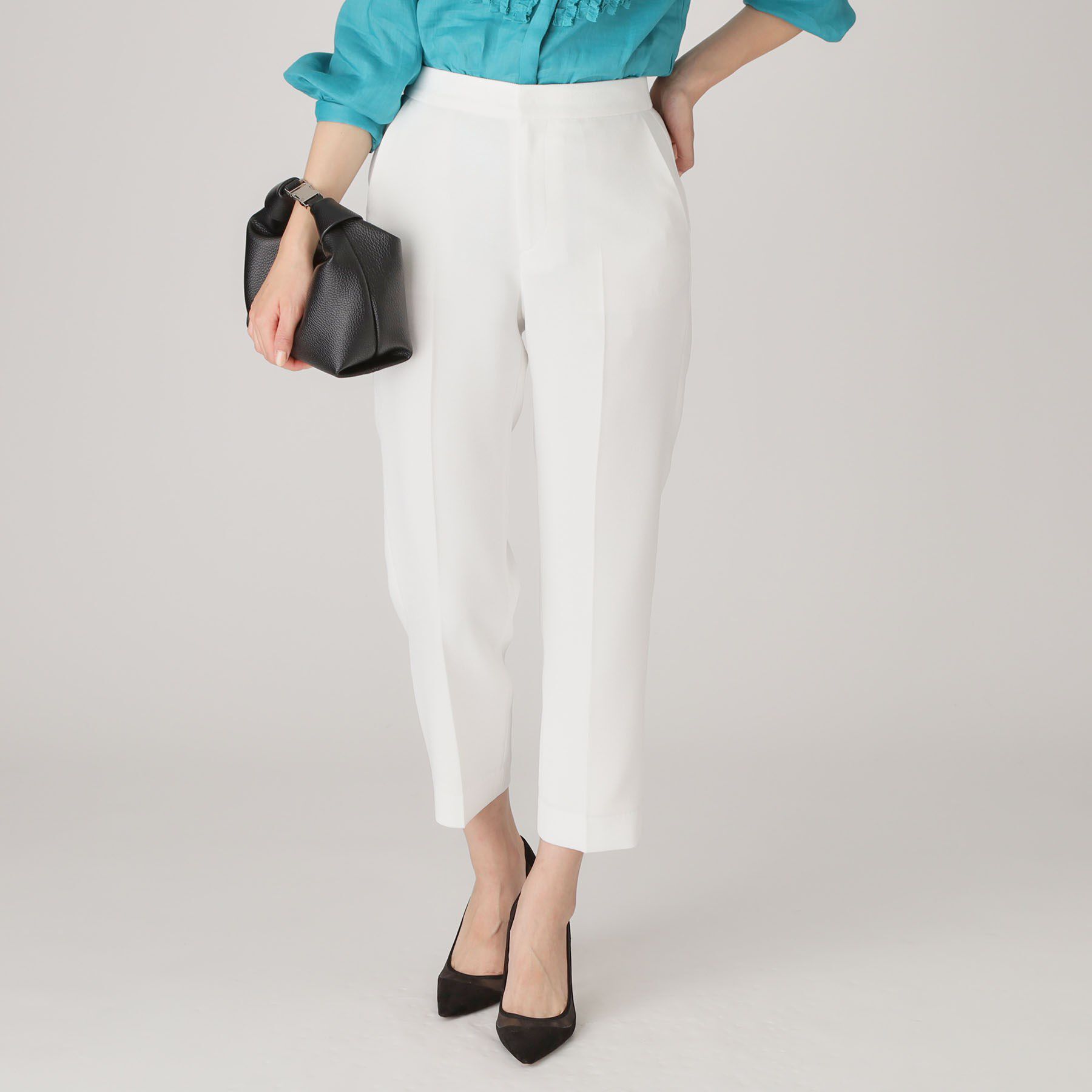 COUP DE CHANCE「【手洗い可／日本製】タックレテーパードパンツ」|その他|ホワイト(001)