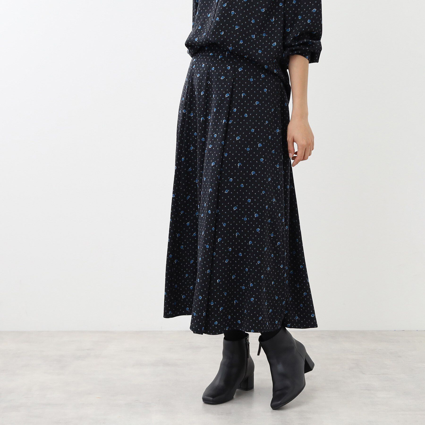 Reflect「【マシンウォッシュ可／セットアップ可】マーブルドットスカート」|スカート|