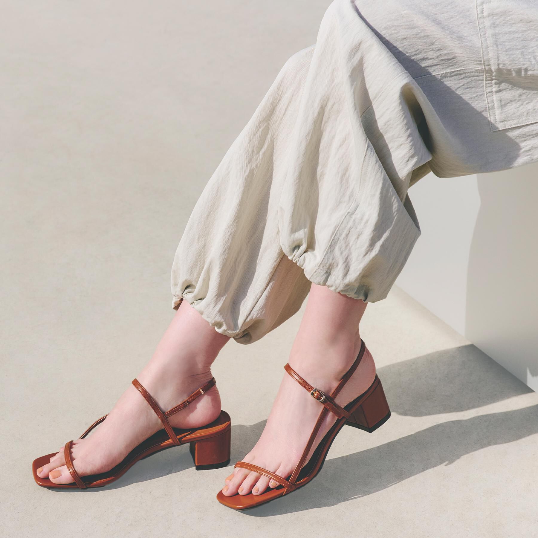 grove「【細めのストラップでトレンド感◎】スリムストリングヒールサンダル」|サンダル|