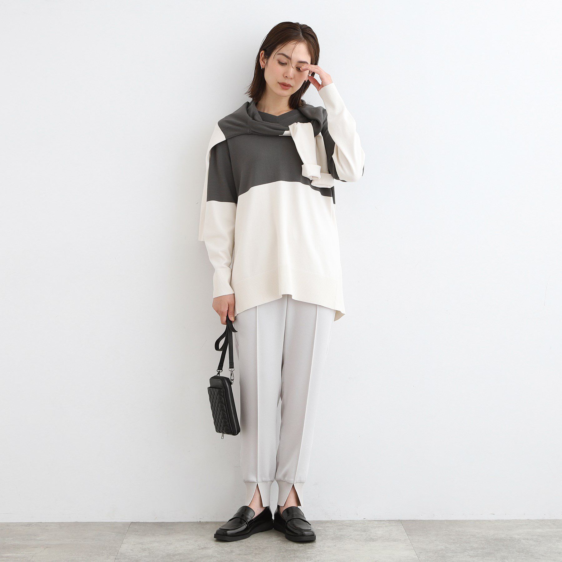 INDIVI「【洗える】Vネックチュニックニット」|ニット・セーター|