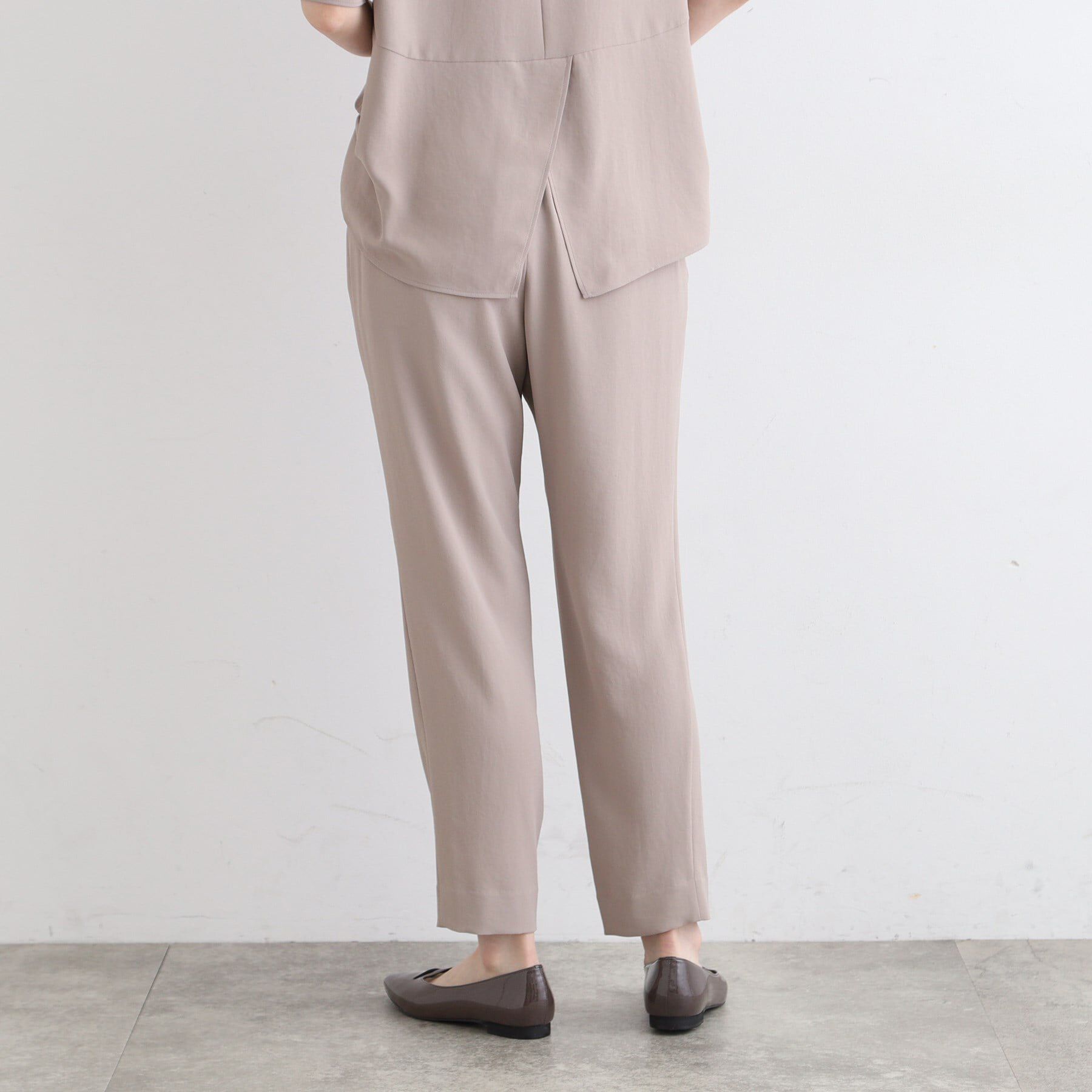 INDIVI「【洗える／UVケア／SETUP可能】ラップ風テーパードパンツ」|その他|